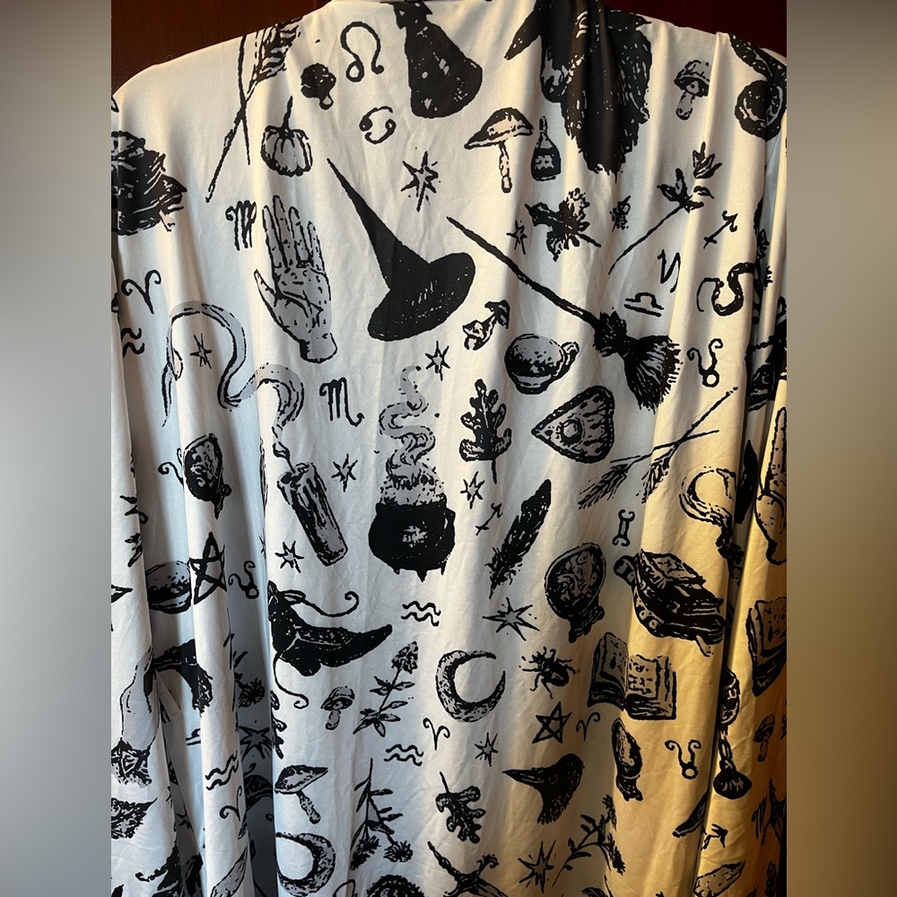Occult Witchcraft Robe XL/2XL